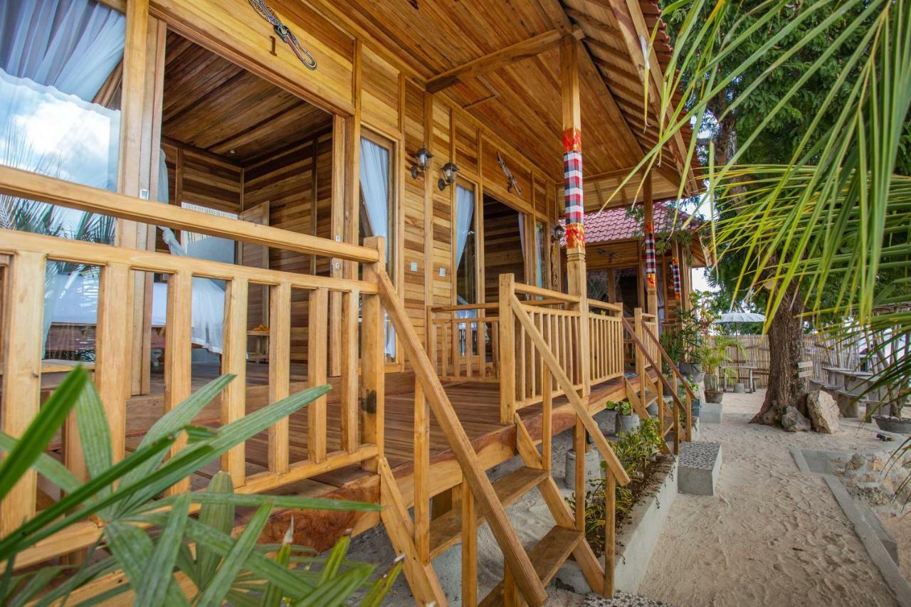 Wooden Beach Sunset Cottages نوسا ليمبونغان المظهر الخارجي الصورة